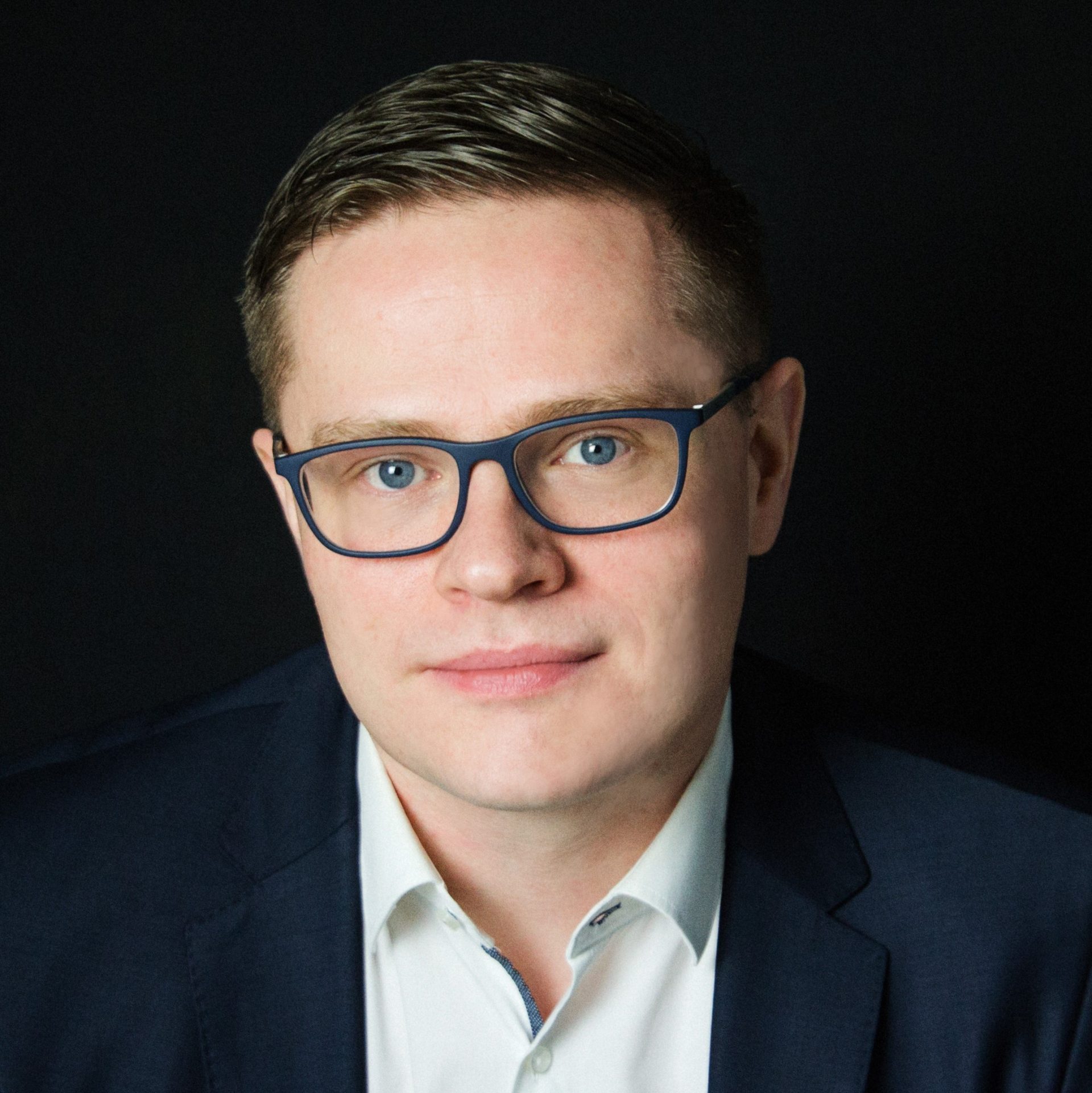 How to speed up AI solutions to target and identify money launderers?